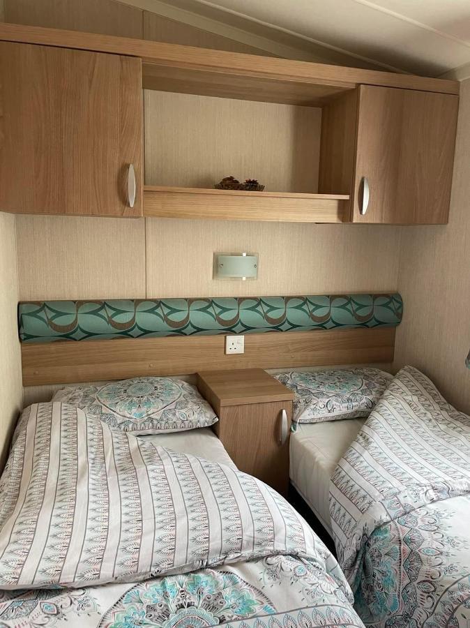 Swift Bordeaux 24 Villa Dunoon Bagian luar foto