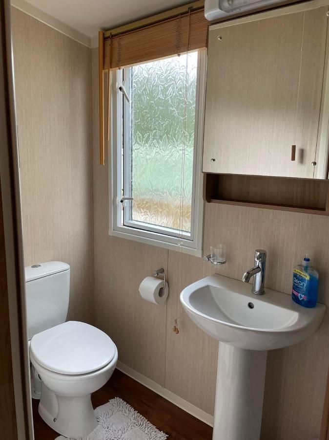Swift Bordeaux 24 Villa Dunoon Bagian luar foto